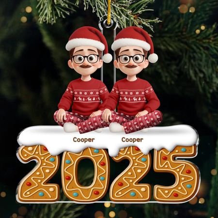 Custom Acrylic Ornament - Personalized Christmas Birthday Gifts For Family, Dog Cat Lovers - Gingerbread Dreams, Family Themes